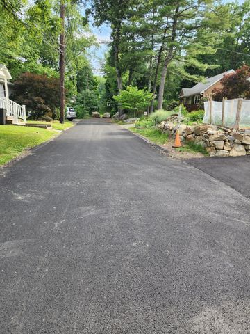28 Hamilton Avenue, Sloatsburg, NY 10974