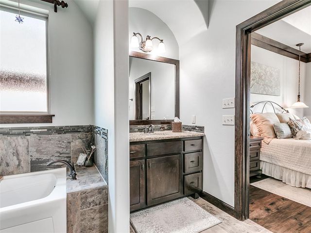 16764 Little Leaf Lane, Edmond, OK 73012