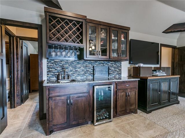 16764 Little Leaf Lane, Edmond, OK 73012