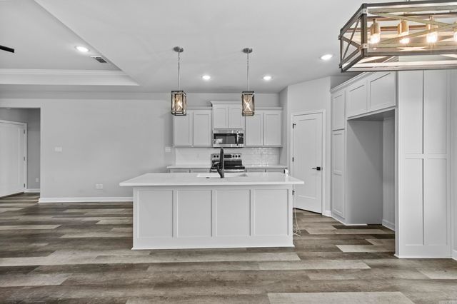 26543 S Sardis Road, Bauxite, AR 72011
