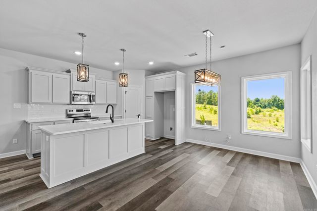 26543 S Sardis Road, Bauxite, AR 72011