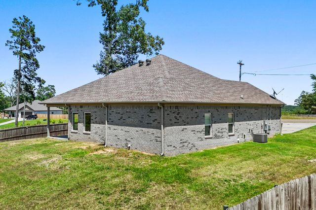 26543 S Sardis Road, Bauxite, AR 72011