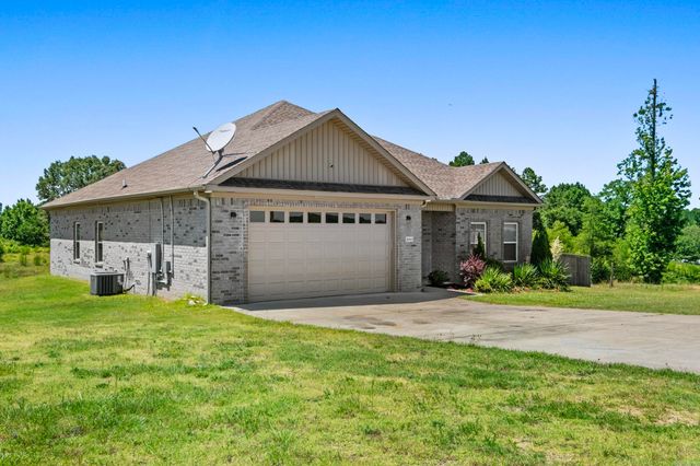 26543 S Sardis Road, Bauxite, AR 72011