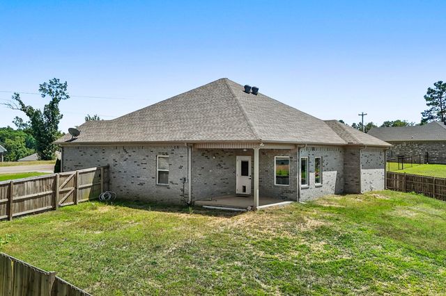 26543 S Sardis Road, Bauxite, AR 72011