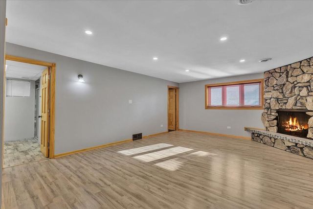 700 Cherry Hill Road, Dyer, IN 46311