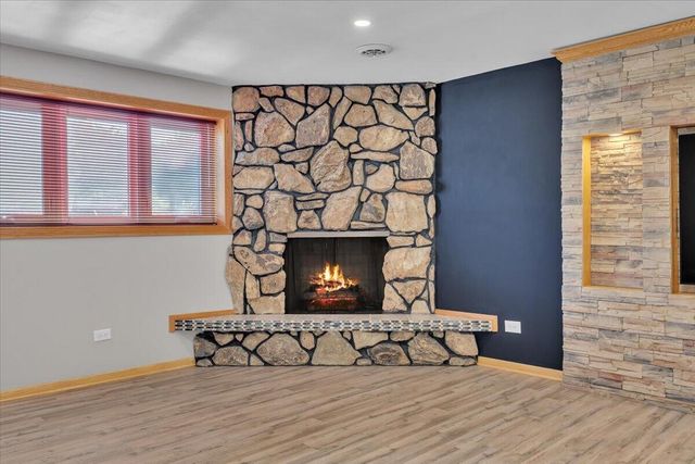 700 Cherry Hill Road, Dyer, IN 46311