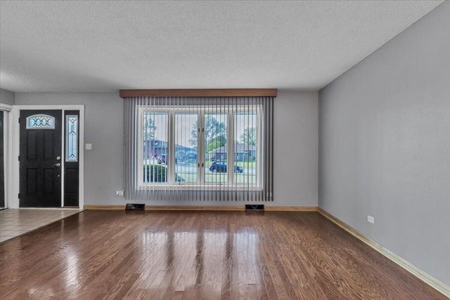 700 Cherry Hill Road, Dyer, IN 46311