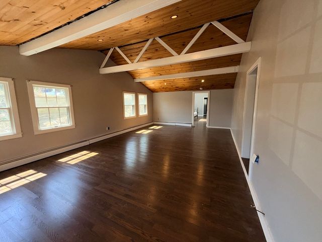 20 Nicholas Ave, Plymouth, MA 02360