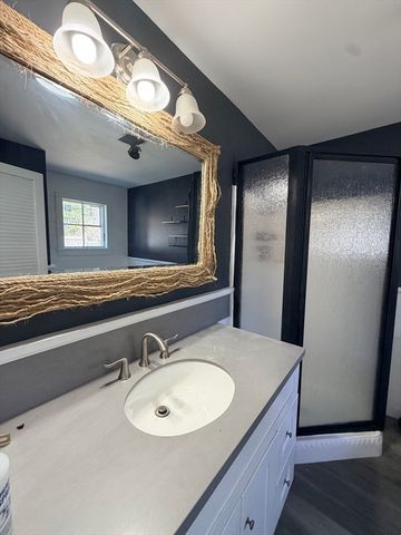 20 Nicholas Ave, Plymouth, MA 02360