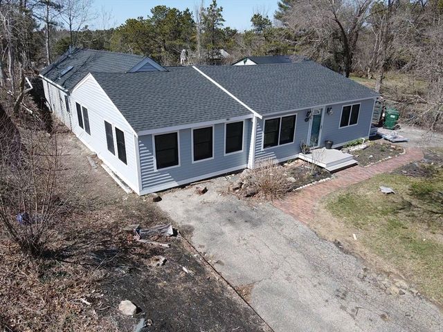 20 Nicholas Ave, Plymouth, MA 02360