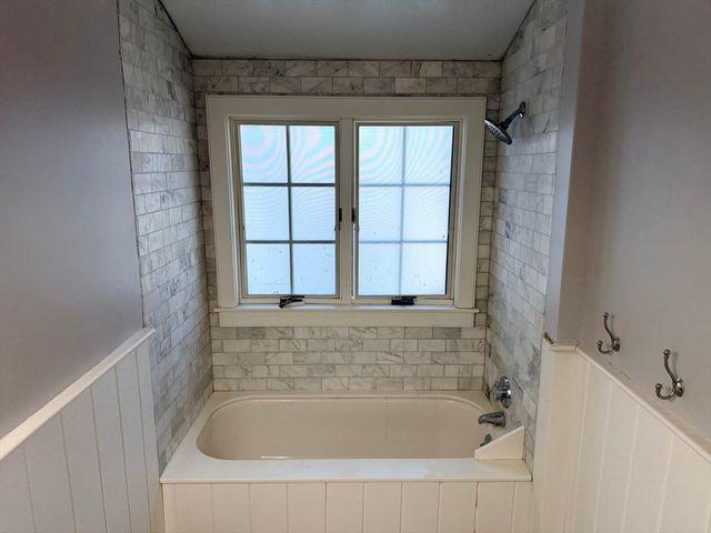 20 Nicholas Ave, Plymouth, MA 02360