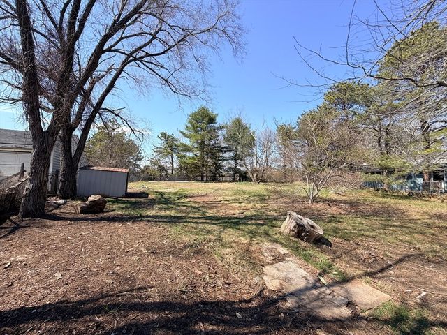 20 Nicholas Ave, Plymouth, MA 02360