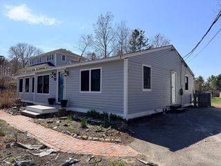 20 Nicholas Ave, Plymouth, MA 02360