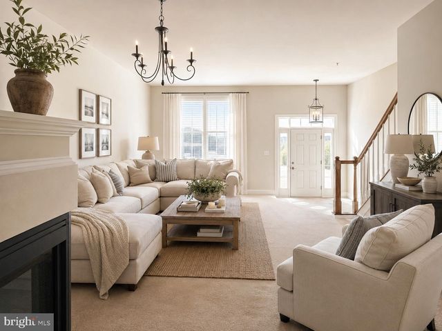 2224 LEESBOROUGH DR, Silver Spring, MD 20902