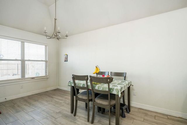 9501 NW 93rd Street, Yukon, OK 73099