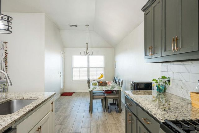 9501 NW 93rd Street, Yukon, OK 73099