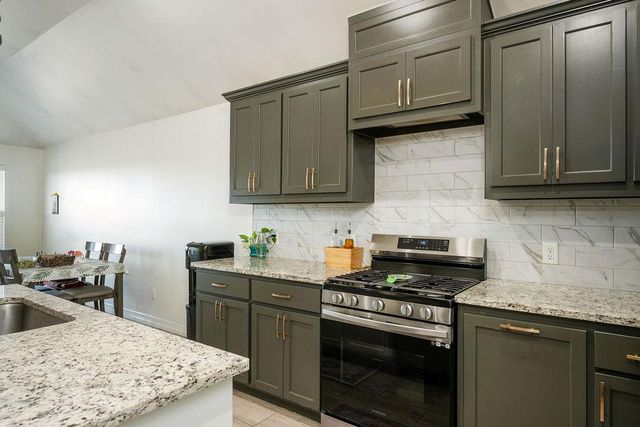 9501 NW 93rd Street, Yukon, OK 73099