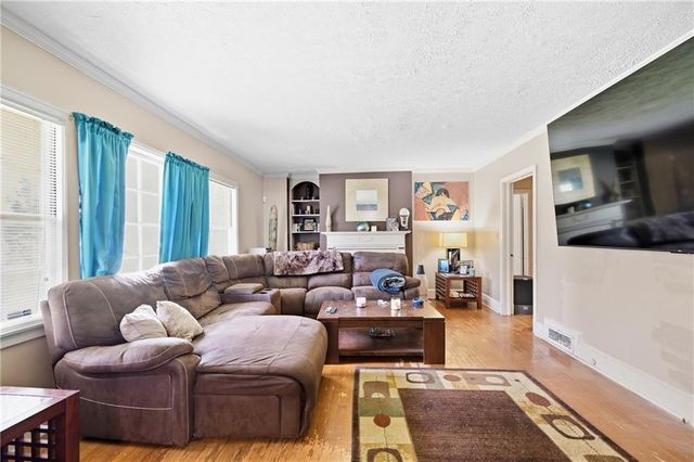 1337 Pollard Drive SW, Atlanta, GA 30311