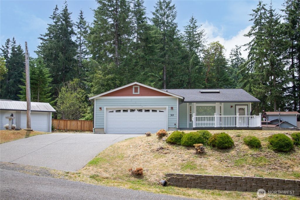 30 E Case Place E, Shelton, WA 98584