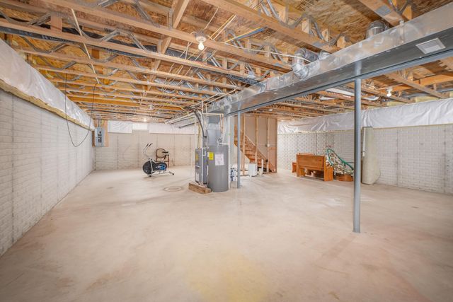 306 Eagles Nest Avenue, Johnstown, OH 43031