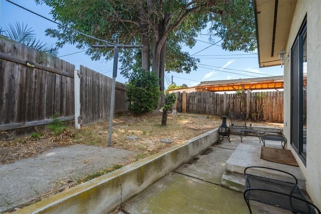Image 26 of property listing at 3139 Winlow Street, San Diego, CA 92105