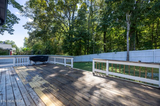 1313 English Lane, Athens, TN 37303