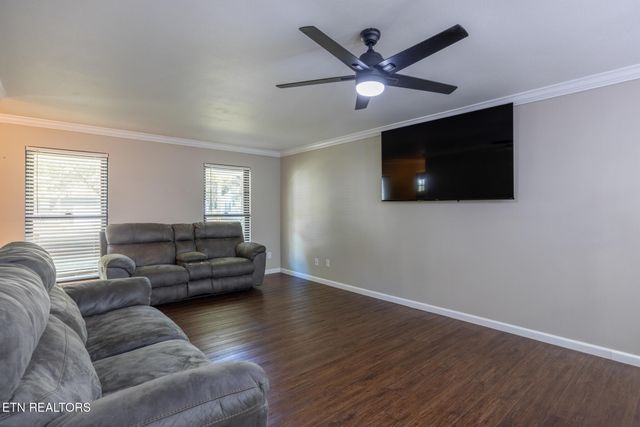 1313 English Lane, Athens, TN 37303