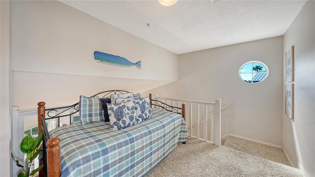 1350 SIESTA BAYSIDE DRIVE 1350B, Sarasota, FL 34242