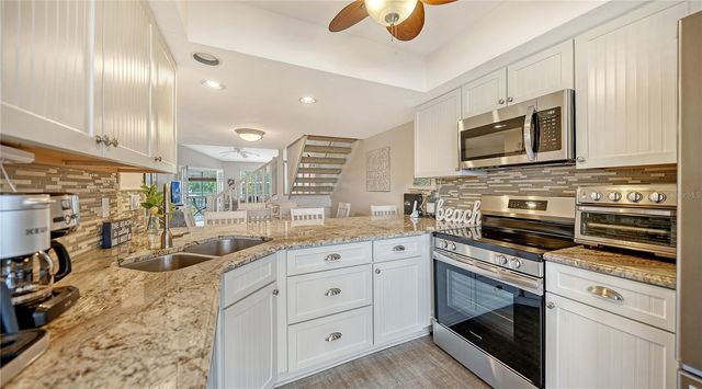 1350 SIESTA BAYSIDE DRIVE 1350B, Sarasota, FL 34242