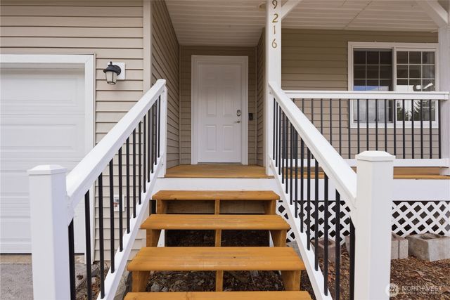 19216 Crown Ridge Boulevard, Arlington, WA 98223