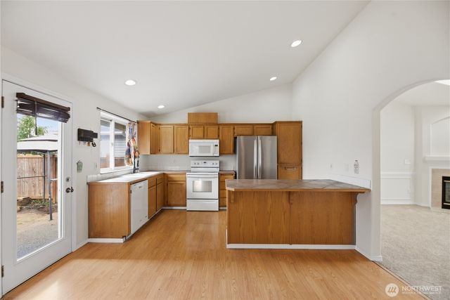 19216 Crown Ridge Boulevard, Arlington, WA 98223