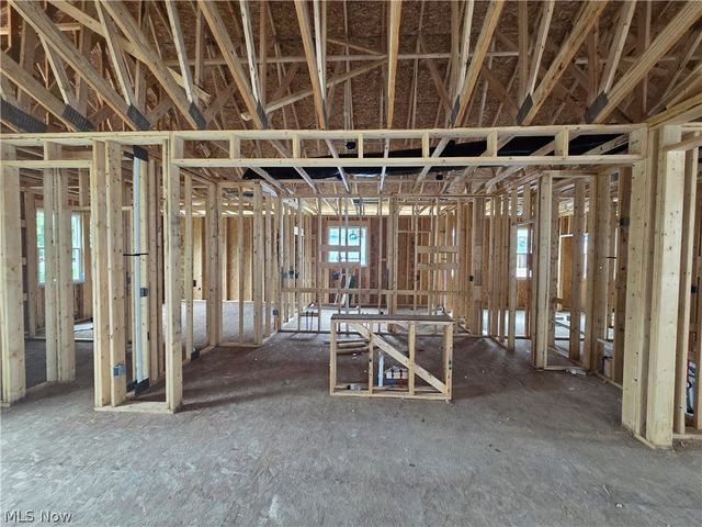 318 Delta Way, Elyria, OH 44035