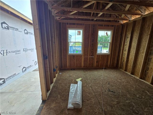 318 Delta Way, Elyria, OH 44035