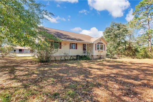 2333 Lake Upchurch Drive, Parkton, NC 28371