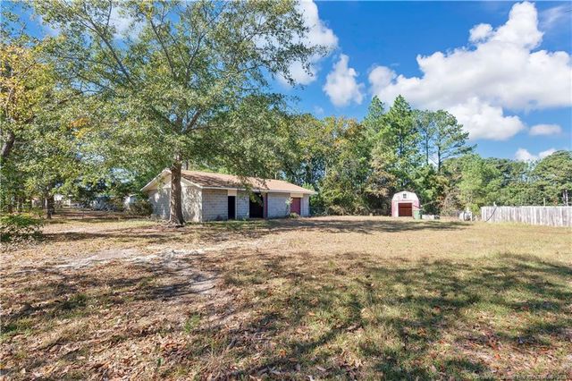 2333 Lake Upchurch Drive, Parkton, NC 28371