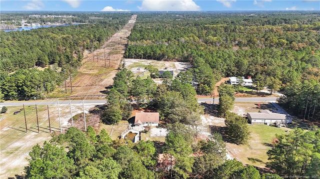 2333 Lake Upchurch Drive, Parkton, NC 28371