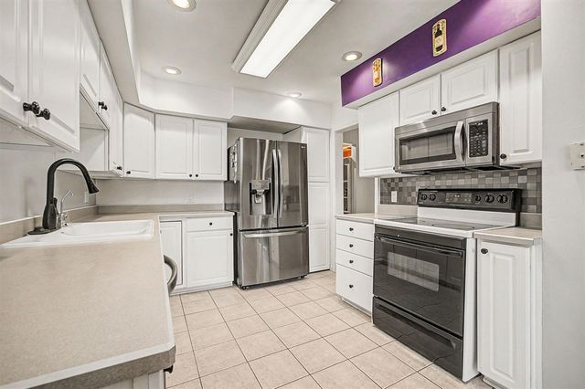 3315 Marlane Avenue, Kalamazoo, MI 49006