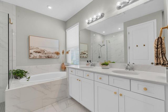 10815 FIELDSTONE DRIVE, Palmetto, FL 34221