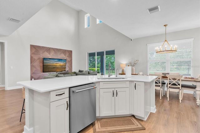 10815 FIELDSTONE DRIVE, Palmetto, FL 34221