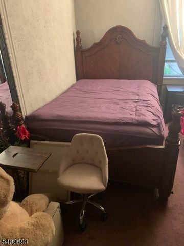 637 Court St, Elizabeth City, NJ 07206