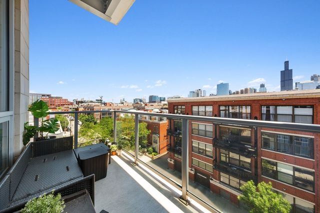 122 S Aberdeen Street 5N, Chicago, IL 60607
