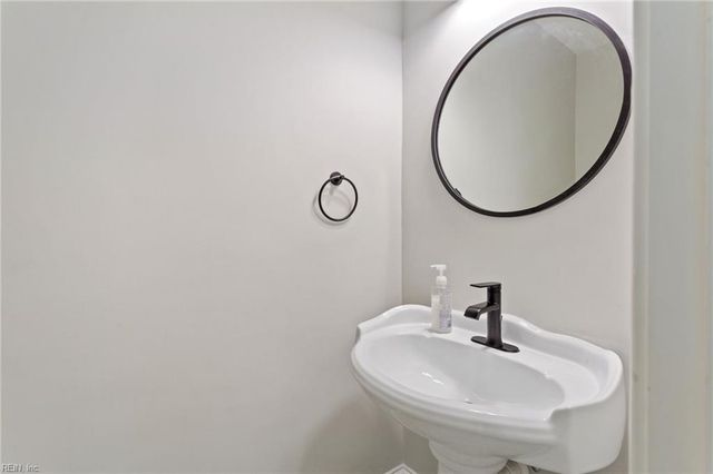 506 Dumville AVE, Suffolk, VA 23434