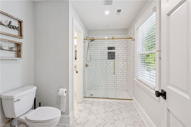 506 Dumville AVE, Suffolk, VA 23434