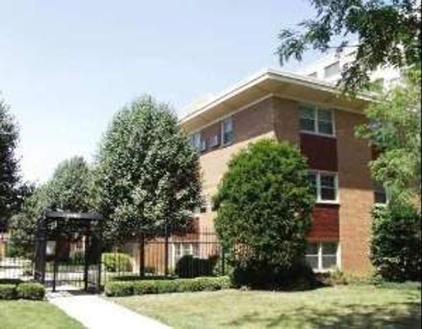 7536 N RIDGE Boulevard 3E, Chicago, IL 60645