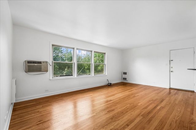 7536 N RIDGE Boulevard 3E, Chicago, IL 60645