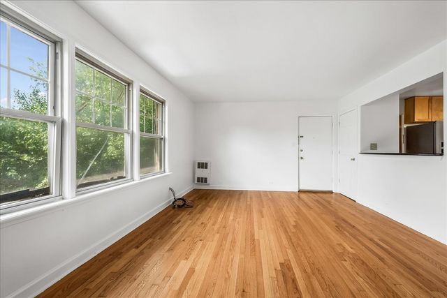 7536 N RIDGE Boulevard 3E, Chicago, IL 60645