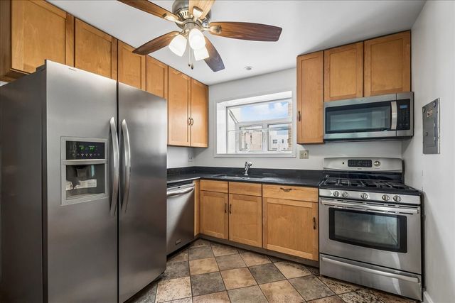 7536 N RIDGE Boulevard 3E, Chicago, IL 60645