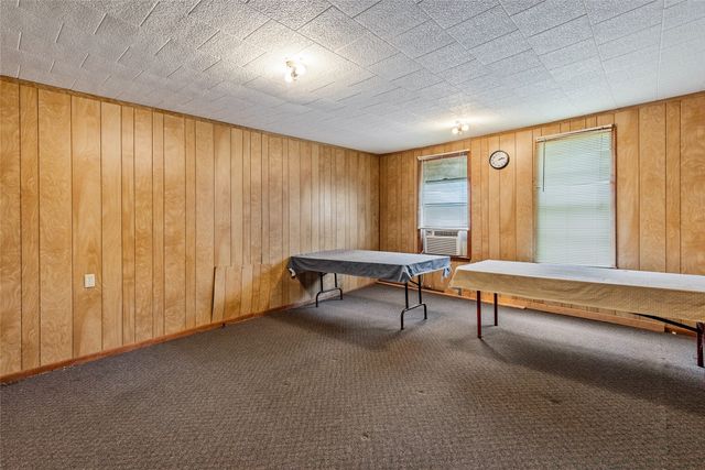 514 W Main Street, Wolfe City, TX 75496