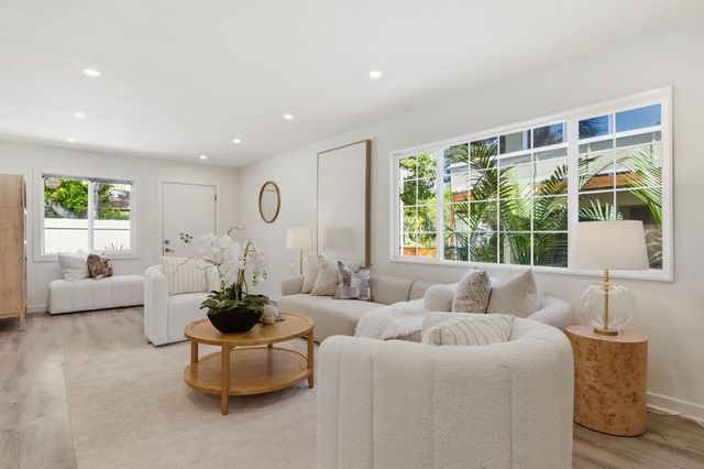 150 Middlefield Road, Palo Alto, CA 94301