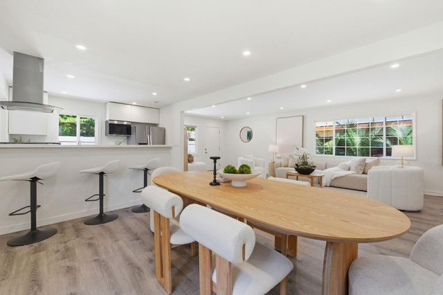 150 Middlefield Road, Palo Alto, CA 94301